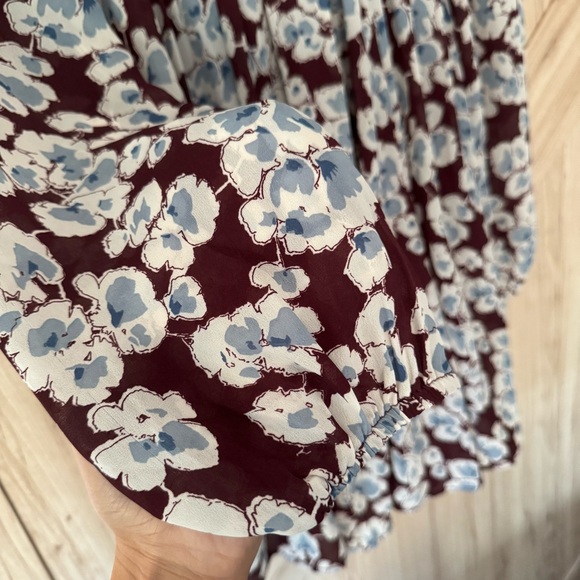Abercrombie & Fitch Floral Dress in Burgundy and White - Picture 7 of 8